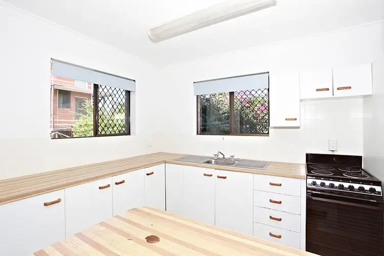 Seventh view of Homely unit listing, 2/13 Meredith Street, Redcliffe QLD 4020