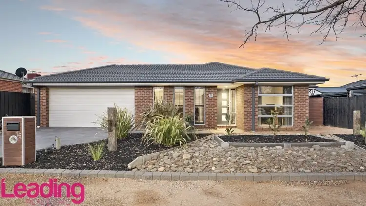 16 Higgs Circuit, Sunbury VIC 3429