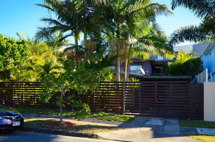 Duplex @ / 118 Petrel Avenue, Mermaid Beach QLD 4218