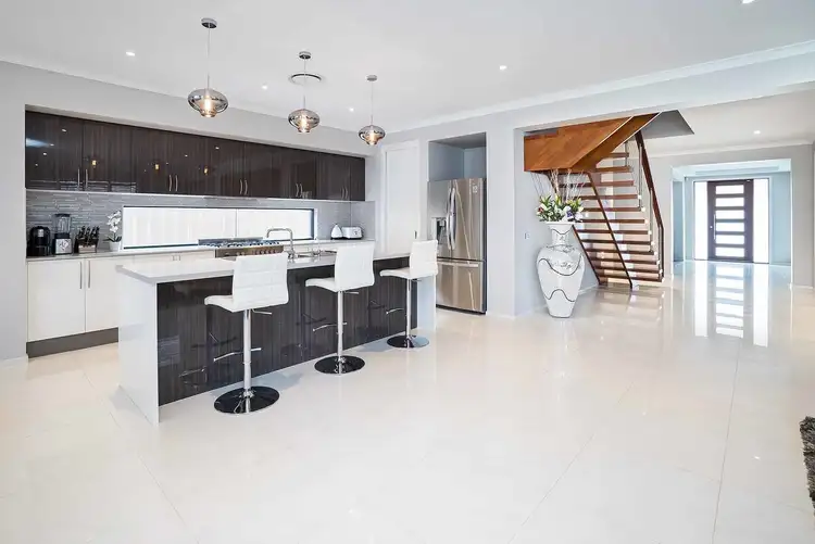 Third view of Homely house listing, 27 Lilli Pilli Drive, Pleasure Point NSW 2172