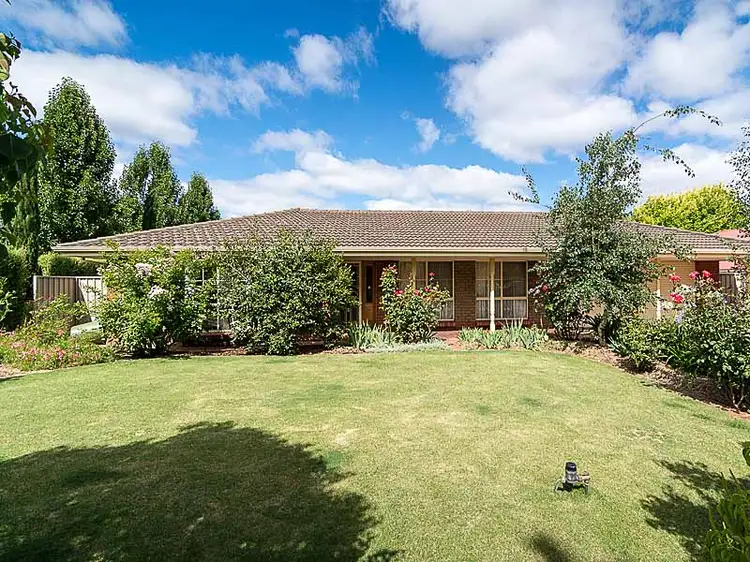 10 Elm Drive, Oakbank SA 5243