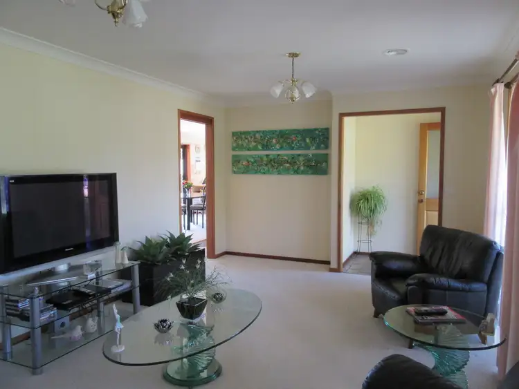 Seventh view of Homely house listing, 9 Nioka Pl, Cooma NSW 2630