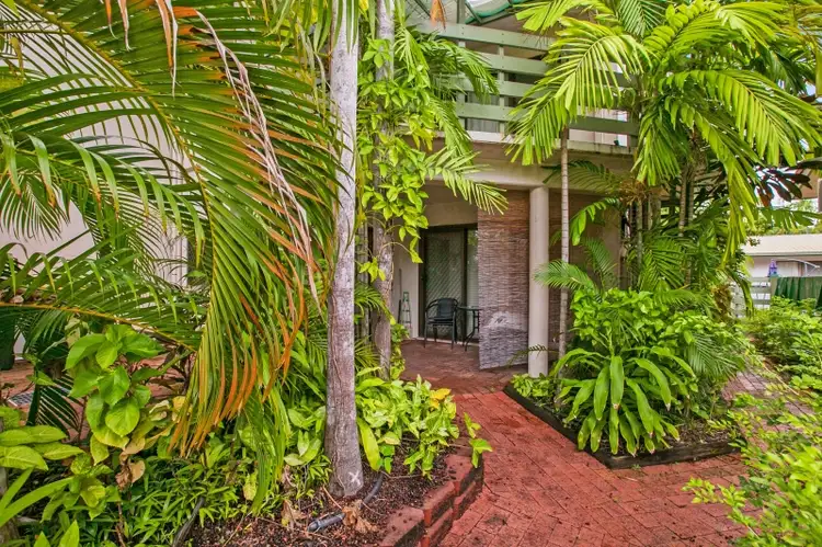 2/1 Blake street, The Gardens NT 820
