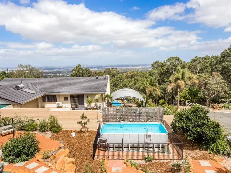 17 Arthur Road, Gooseberry Hill WA 6076