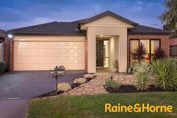 21 Banfield Place, Lyndhurst VIC 3975