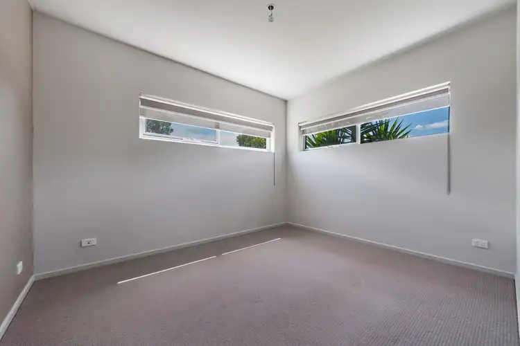 Sixth view of Homely house listing, 2 Bristow Lane, Craigieburn VIC 3064