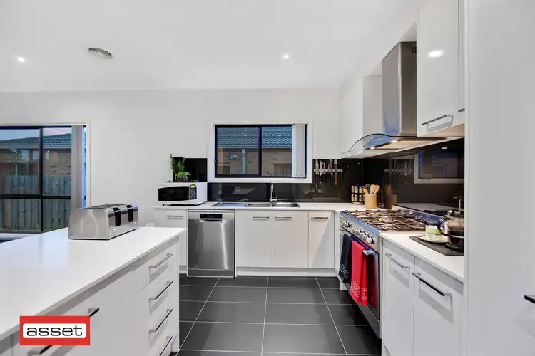 Sixth view of Homely house listing, 53 Malua Circuit, Sandhurst VIC 3977