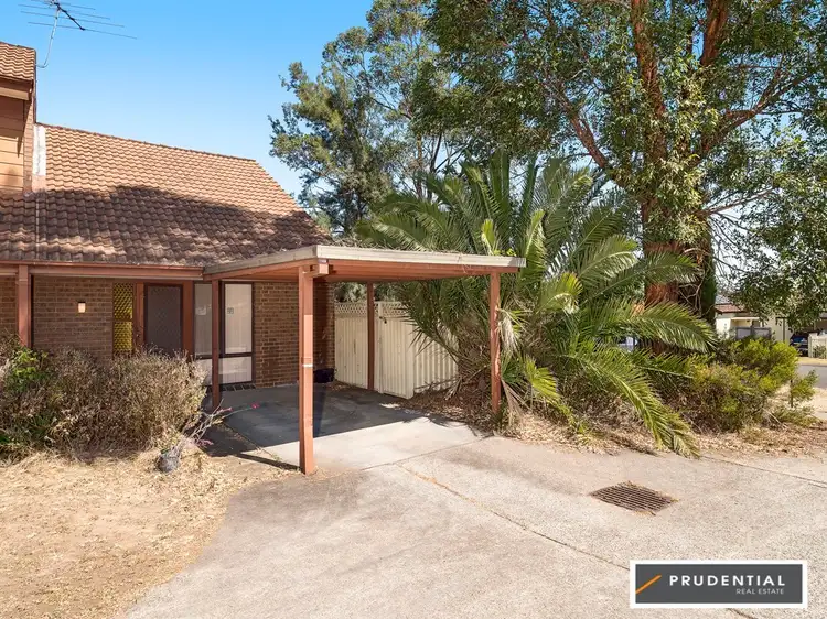 1/8 Margaret Street, Minto NSW 2566