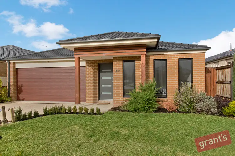 59 Chantenay Parade, Cranbourne North VIC 3977
