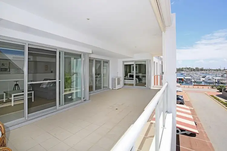 Sixth view of Homely unit listing, 18/1 Breakwater Parade, Mandurah WA 6210