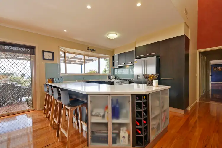 Fifth view of Homely house listing, 4 Billingsley Court, Moe VIC 3825