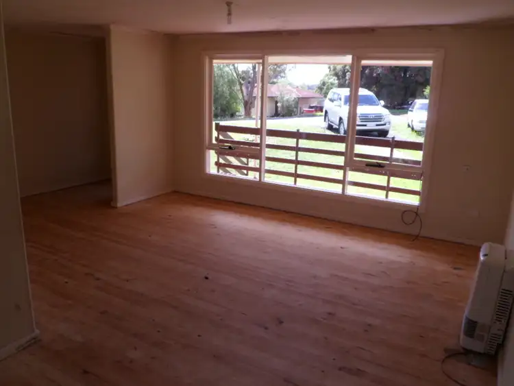 Sixth view of Homely house listing, 10 GUMBIRRA COURT, Mount Gambier SA 5290