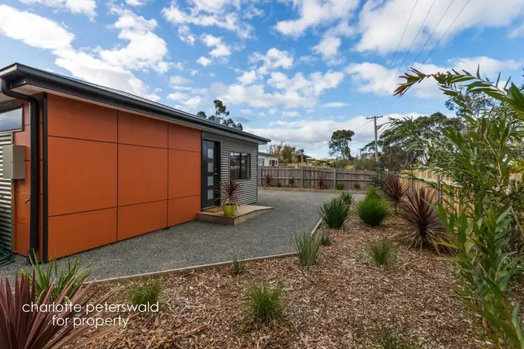 34 North Terrace, Lauderdale TAS 7021