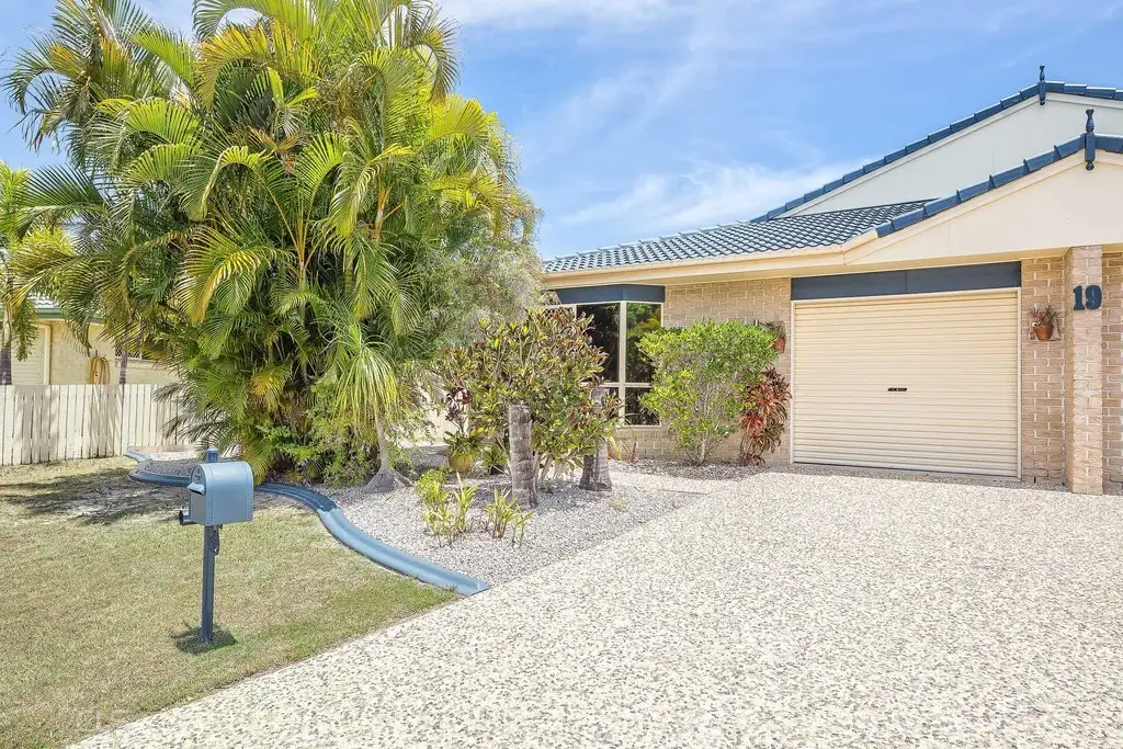 Main view of Homely house listing, 2/19 Anchor Court, Banksia Beach QLD 4507