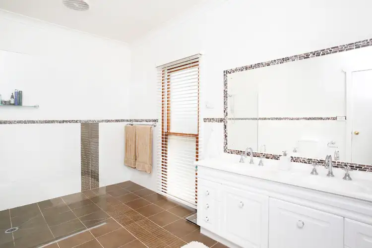 Sixth view of Homely house listing, 8. Kewarra Place, Moss Vale NSW 2577