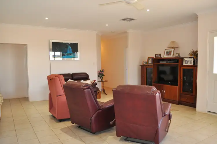 Fifth view of Homely house listing, 25 Eakins Crescent, Wandina WA 6530