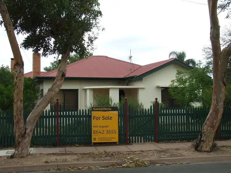 5 Artlett Ave, Port Augusta SA 5700