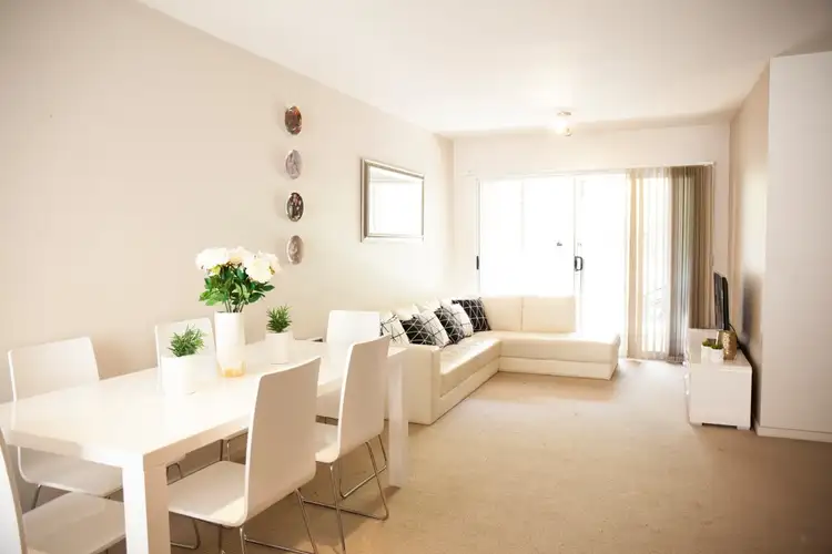 Third view of Homely apartment listing, 2/82 Atherton Road, Oakleigh VIC 3166