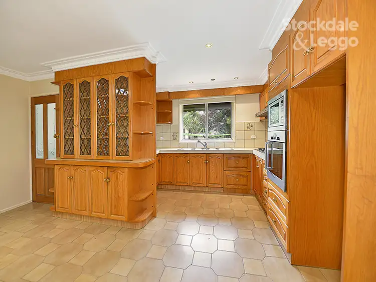 Fourth view of Homely house listing, 3 Dolphin Court, Gladstone Park VIC 3043