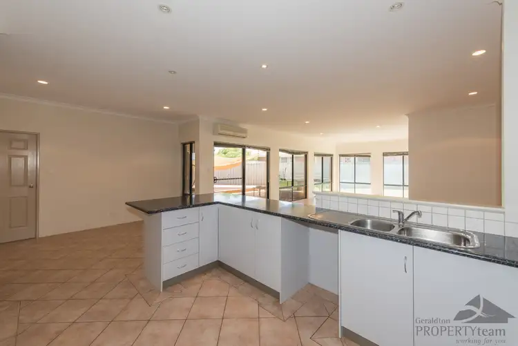 Fourth view of Homely house listing, 2 Fong Cove, Mount Tarcoola WA 6530