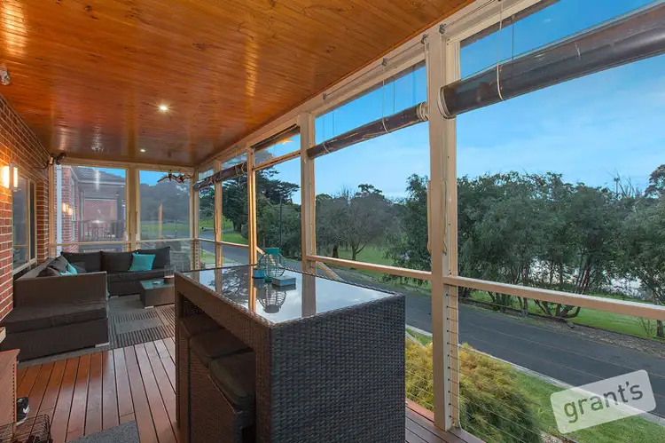 30 Montague Avenue, Drouin VIC 3818