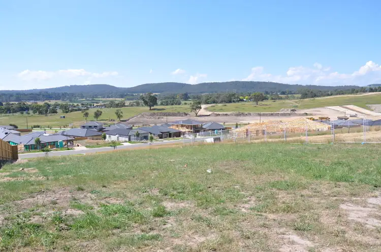 20 Skyline Drive, Officer VIC 3809