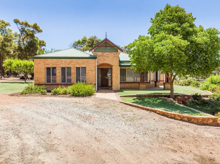 52 Country Road, Gidgegannup WA 6083
