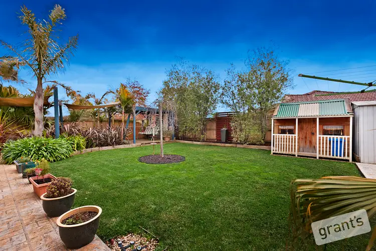 Fifth view of Homely house listing, 17 Kinsale View, Berwick VIC 3806