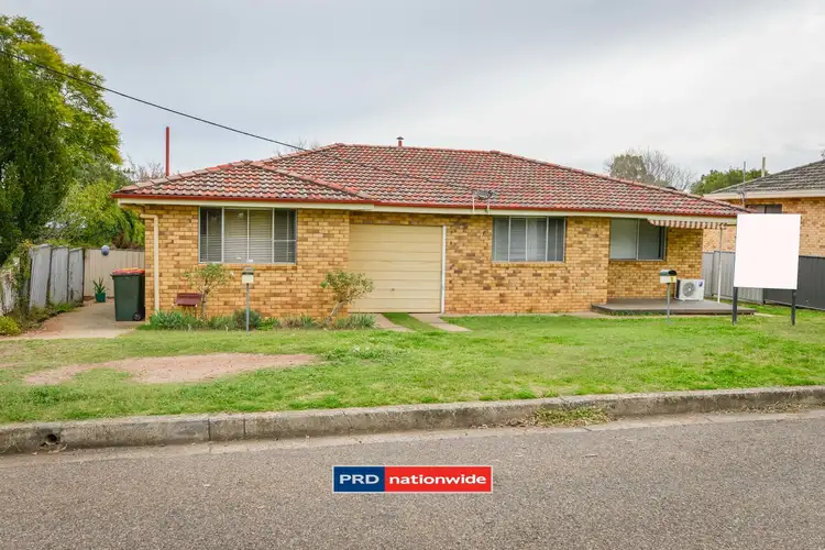 Second view of Homely semi-detached listing, 6 Martin Street, Tamworth NSW 2340
