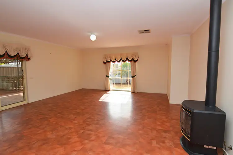 Fifth view of Homely house listing, 2 Mahogany Drive, Mildura VIC 3500