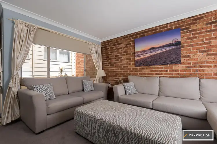 32B Chalcedony Street, Eagle Vale NSW 2558