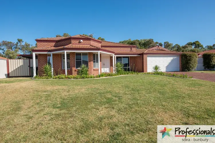 49 Blue Wren Drive, Eaton WA 6232