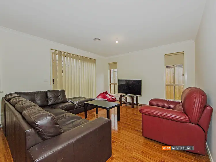 Fifth view of Homely house listing, 33 Toritta Way, Truganina VIC 3029