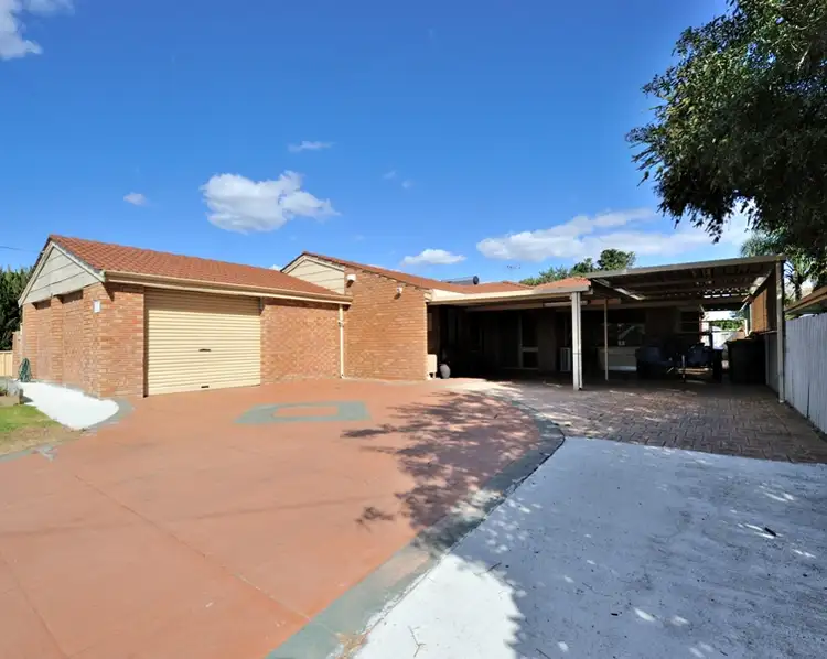 Second view of Homely house listing, 7 Malbeling Close, Hillman WA 6168