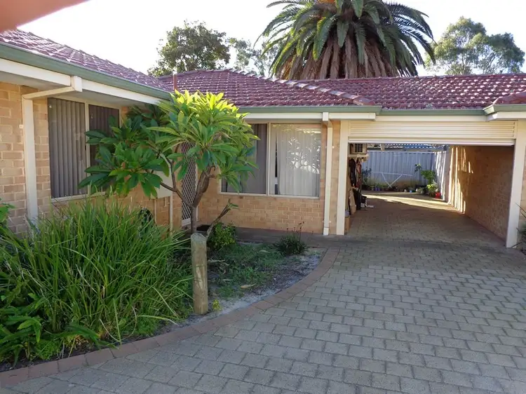 206a Corinthian Rd East