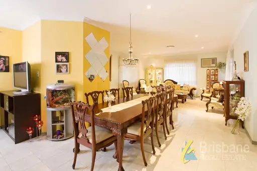 Fourth view of Homely house listing, 33 Lakeside Cct, Sinnamon Park QLD 4073