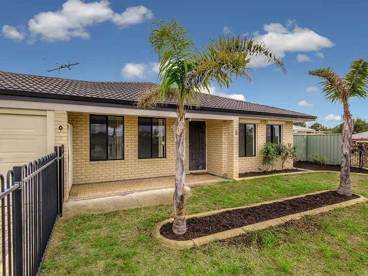 Second view of Homely house listing, 5 Liddington Rise, Leda WA 6170