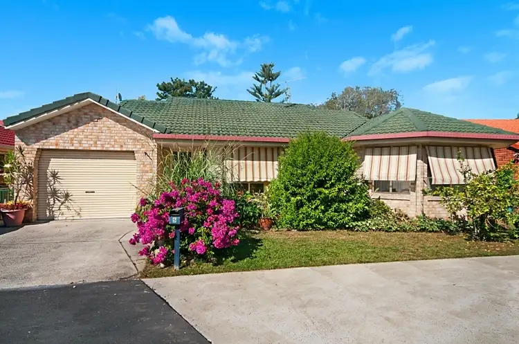 Villa 5/10 Balemo Drive, Ocean Shores NSW 2483