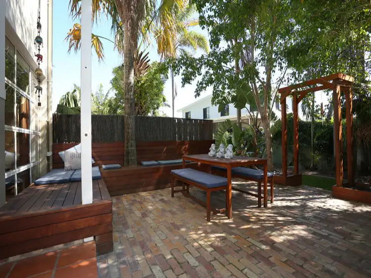 7/16 Crescent Avenue, Mermaid Beach QLD 4218