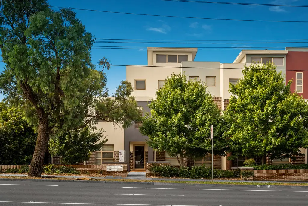 Main view of Homely apartment listing, 7/917 Doncaster Road, Doncaster East VIC 3109