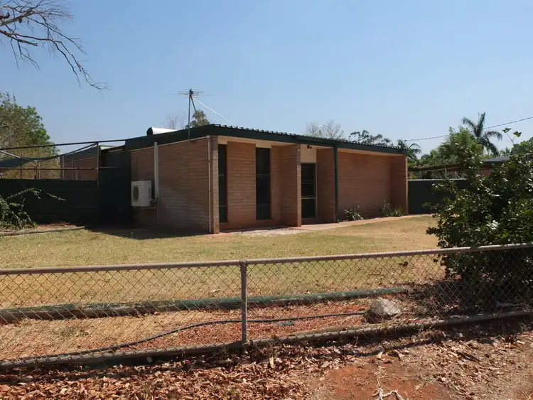 11 Caroline Street, Tennant Creek NT 860