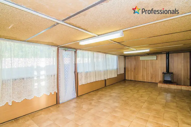 Sixth view of Homely house listing, 17 Boronia Close, Camillo WA 6111