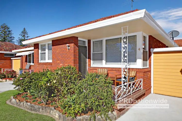 Main view of Homely villa listing, 4/62 Alfred Street, Ramsgate Beach NSW 2217