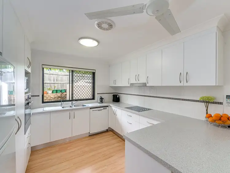 2/6 Cymbidium Court, Southport QLD 4215