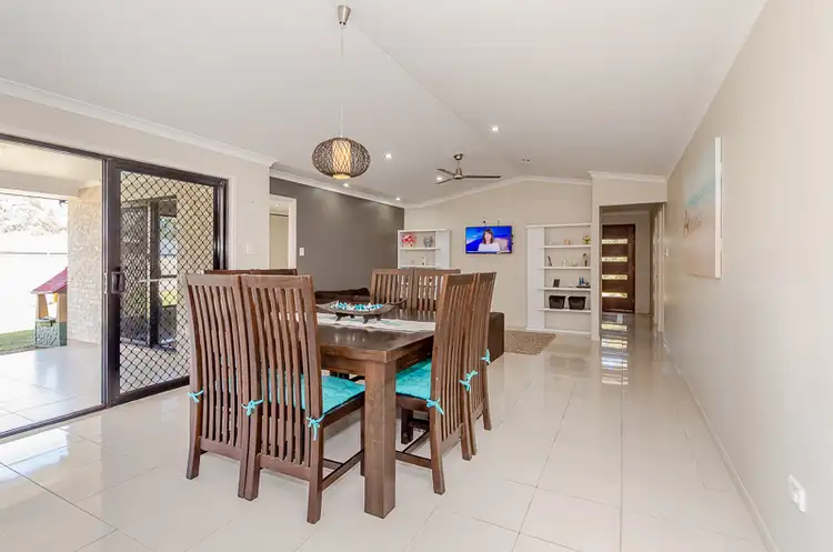 Second view of Homely house listing, 27 Parsloe Street, Telina QLD 4680