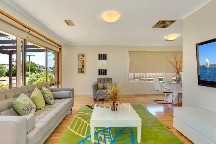 16 Parklands Crescent, Reynella SA 5161