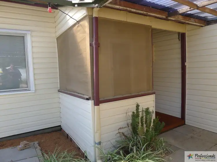 Second view of Homely house listing, 4 BESSELL CRESCENT, Collie WA 6225