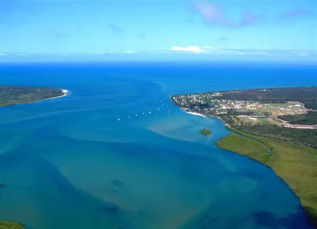 70 Beach Dr, Burrum Heads QLD 4659