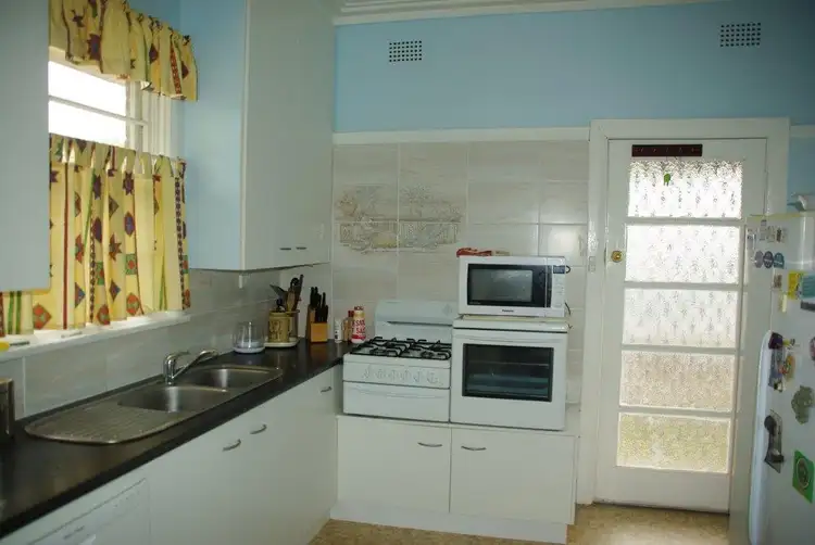 Seventh view of Homely house listing, 131 Arthur Street, Wellington NSW 2820