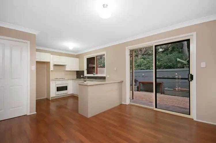 Second view of Homely townhouse listing, 18/10-12 Albert Street, Ourimbah NSW 2258